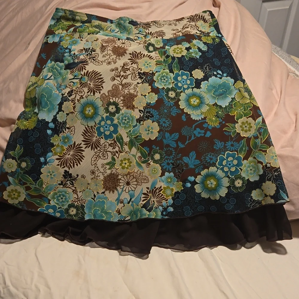 2pcs skirt/top set - Picture 2 of 4